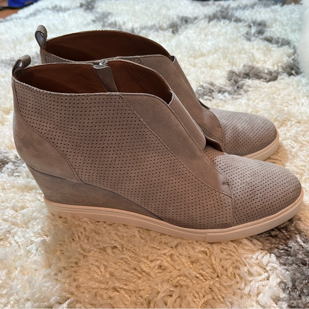 Paolo wedges